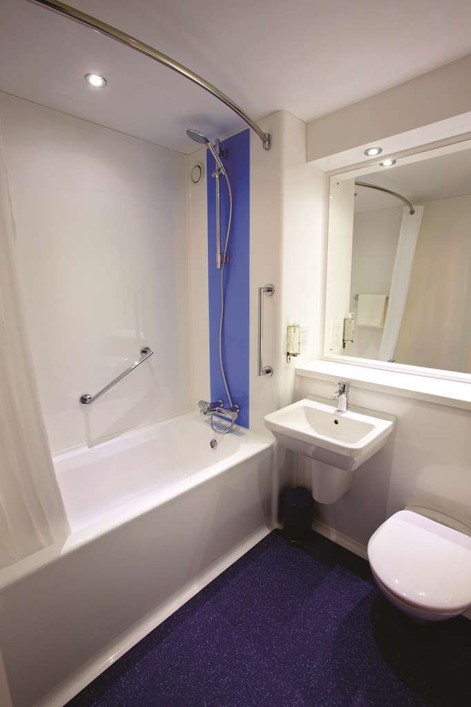 Travelodge Kew Bridge 런던 객실 사진